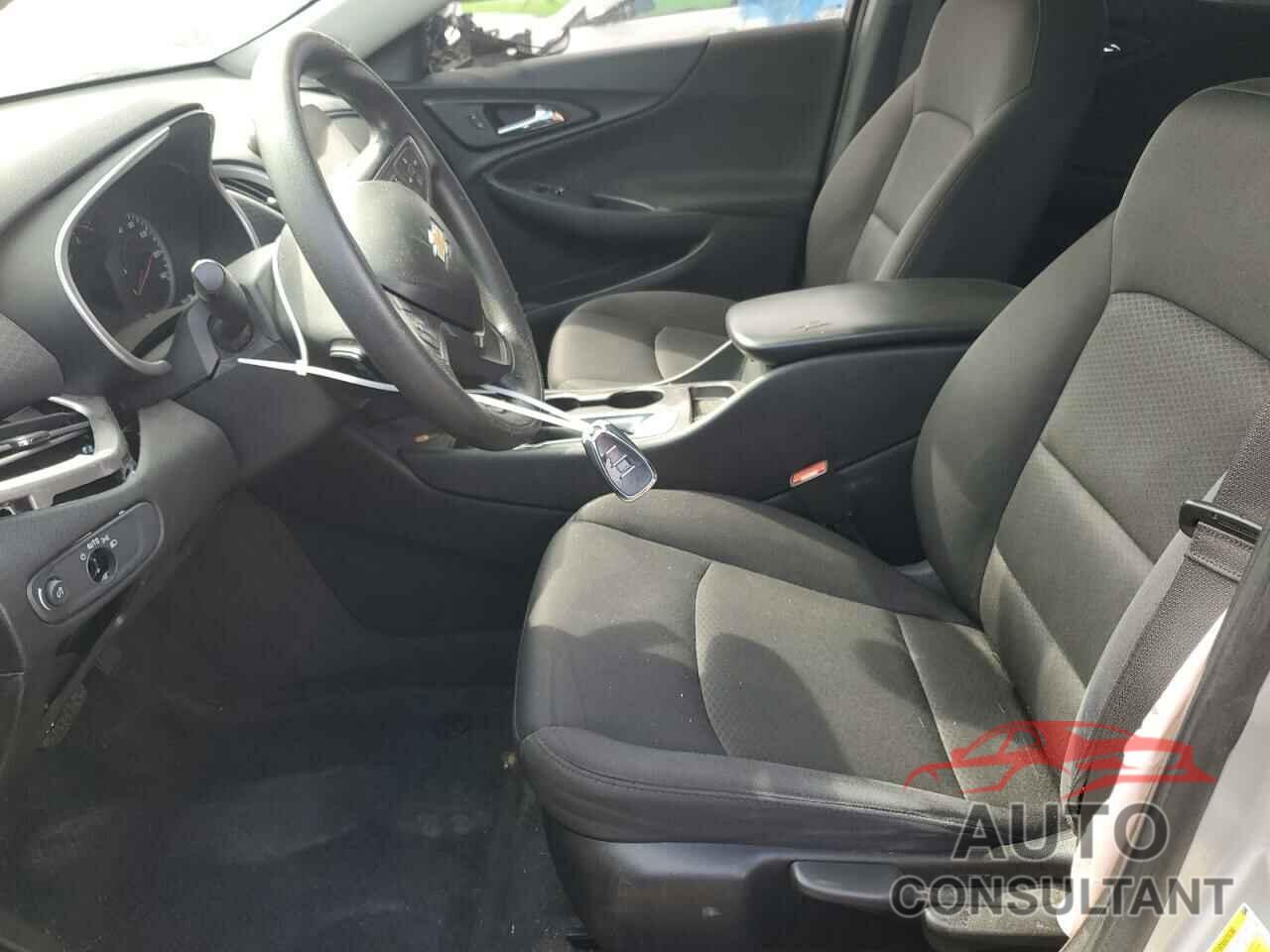 CHEVROLET MALIBU 2019 - 1G1ZB5ST1KF226319