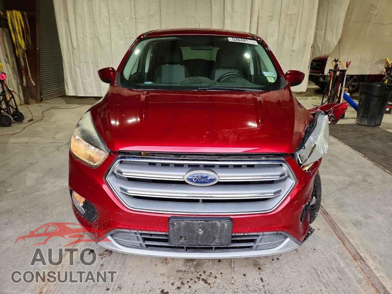 FORD ESCAPE 2017 - 1FMCU0GD0HUC93733