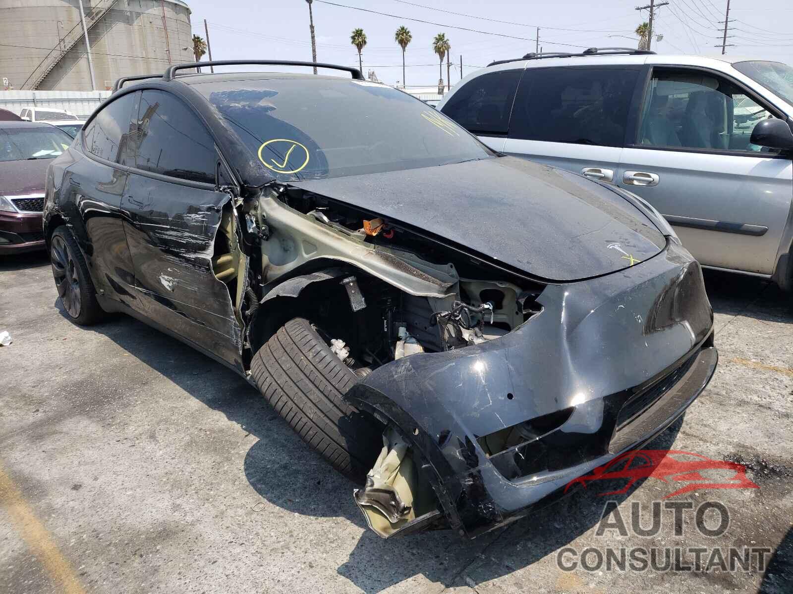TESLA MODEL Y 2020 - 5YJYGDEF6LF016468