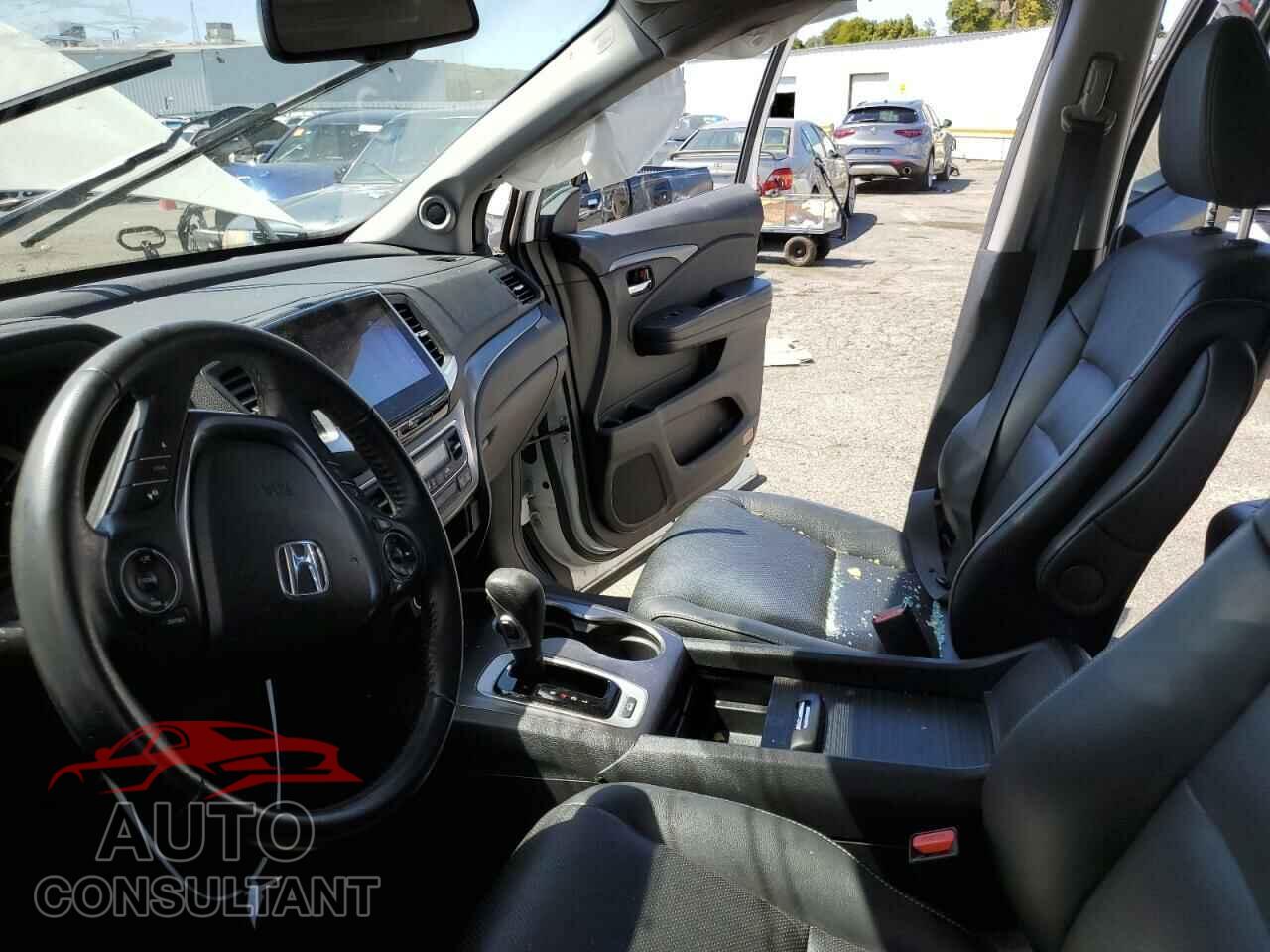 HONDA RIDGELINE 2018 - 5FPYK3F66JB001237