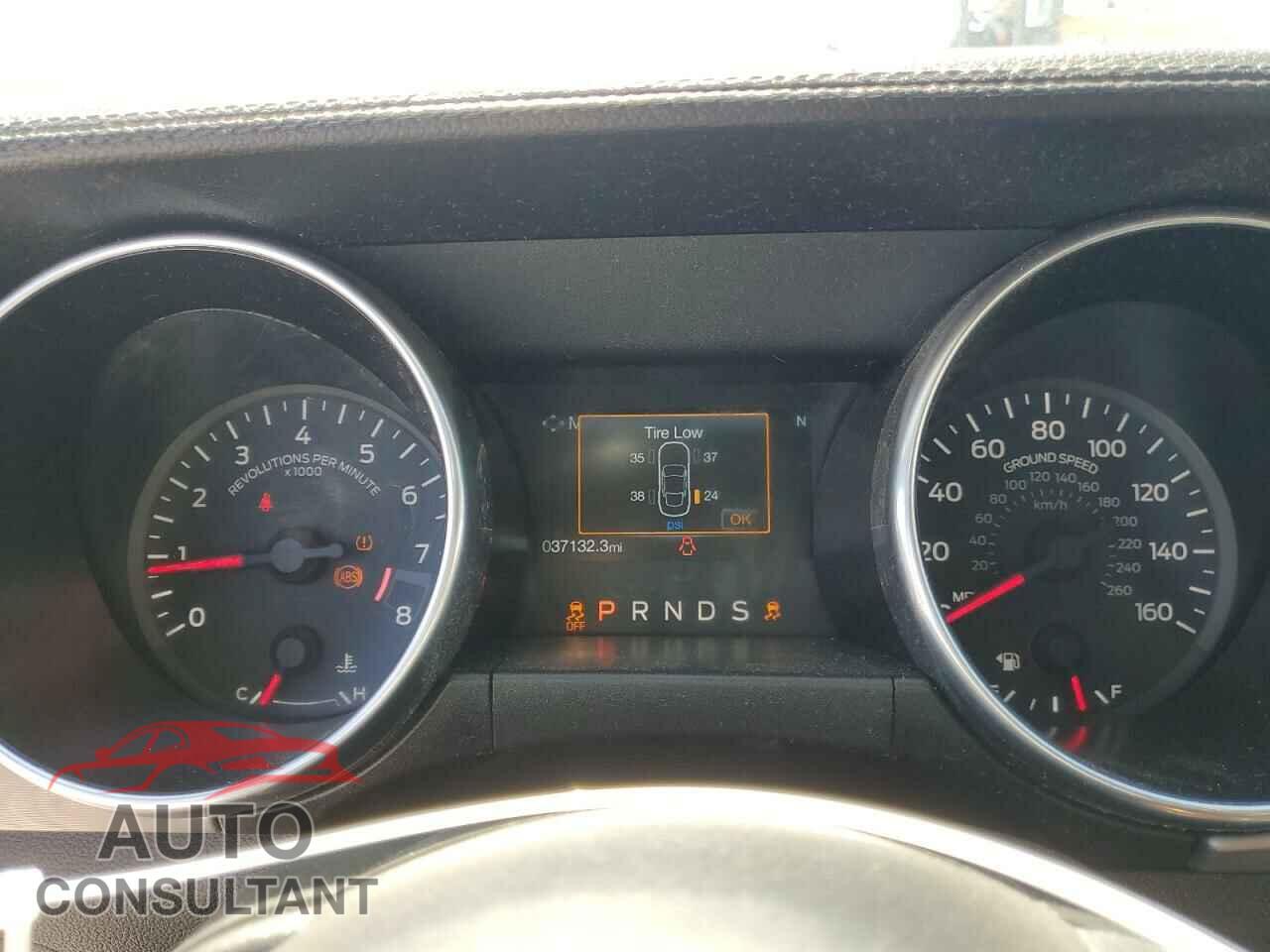 FORD MUSTANG 2018 - 1FATP8FF6J5125937