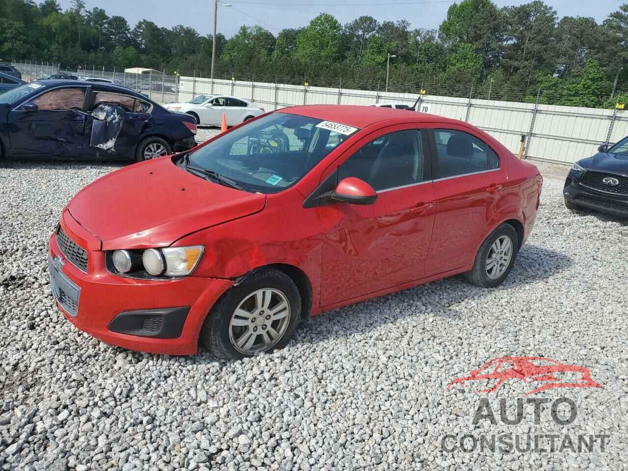 CHEVROLET SONIC 2018 - 1G1JC5SH7D4162002