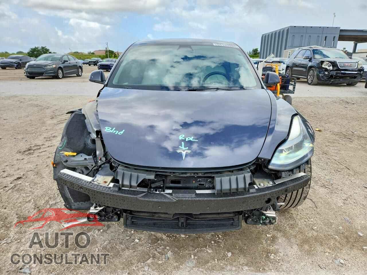 TESLA MODEL 3 2021 - 5YJ3E1EA1MF087839