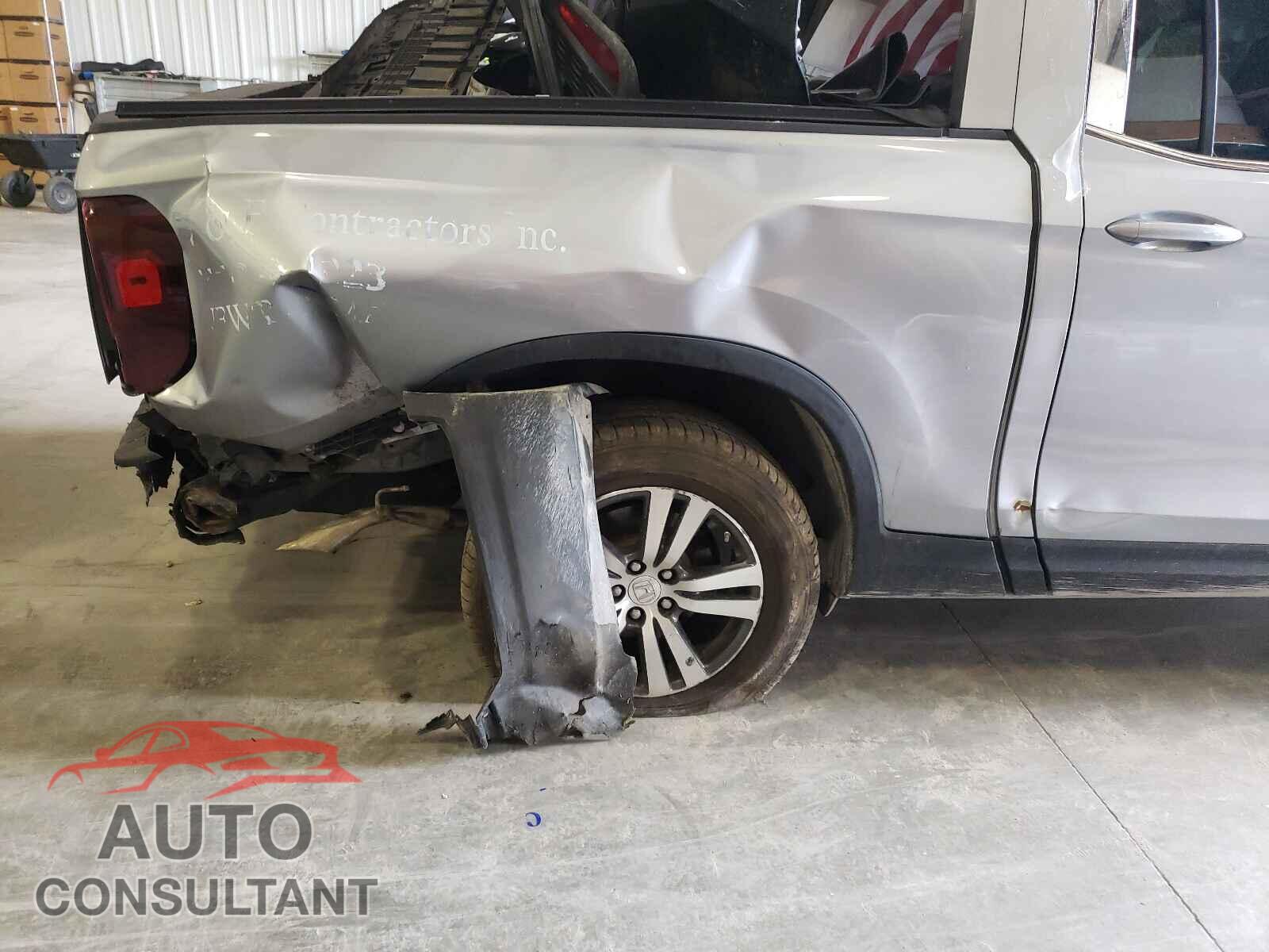 HONDA RIDGELINE 2017 - 5FPYK3F49HB010197