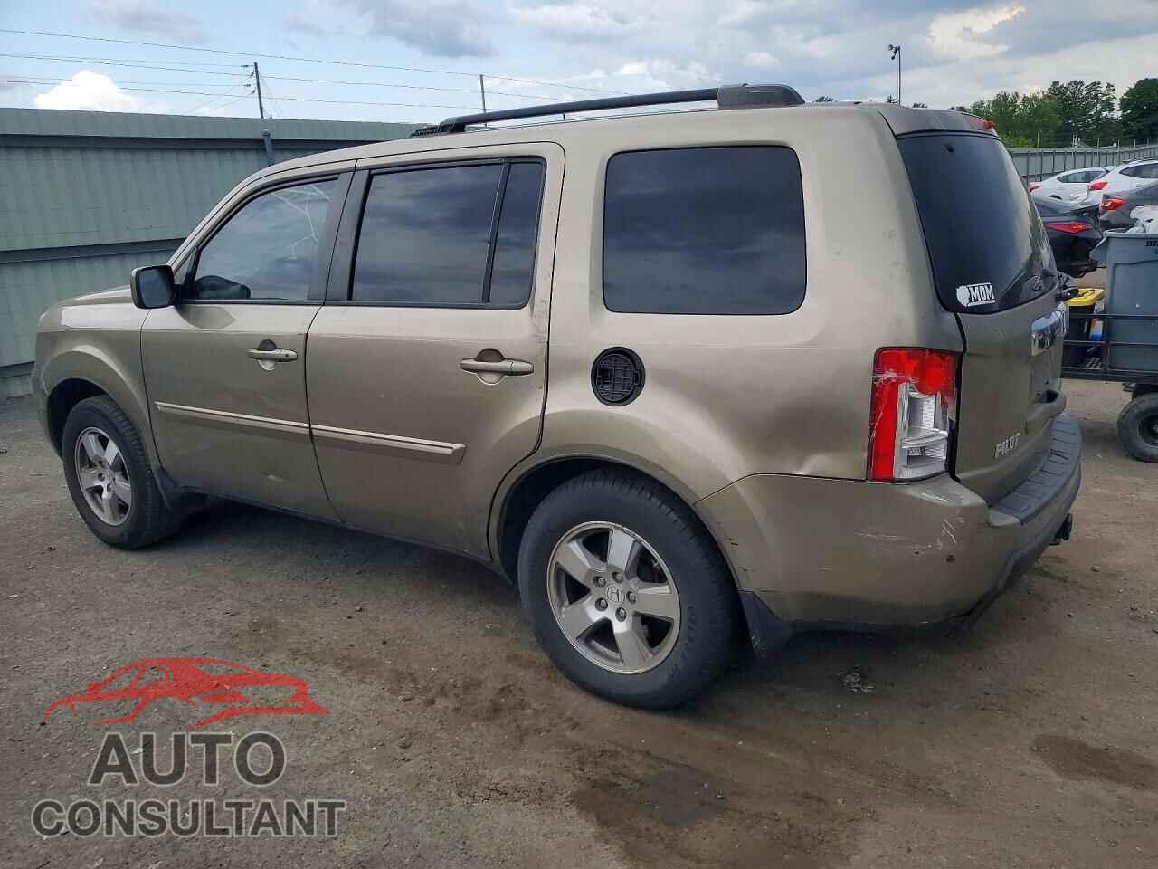 HONDA PILOT 2011 - 5FNYF3H56BB045595