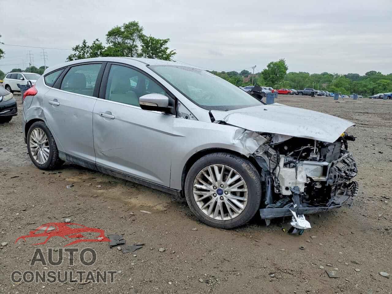 FORD FOCUS 2016 - 1FADP3N28GL302885