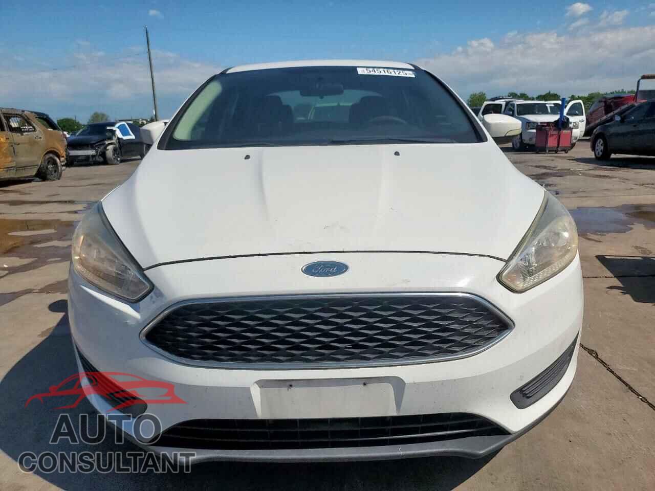 FORD FOCUS 2017 - 1FADP3F27HL244218