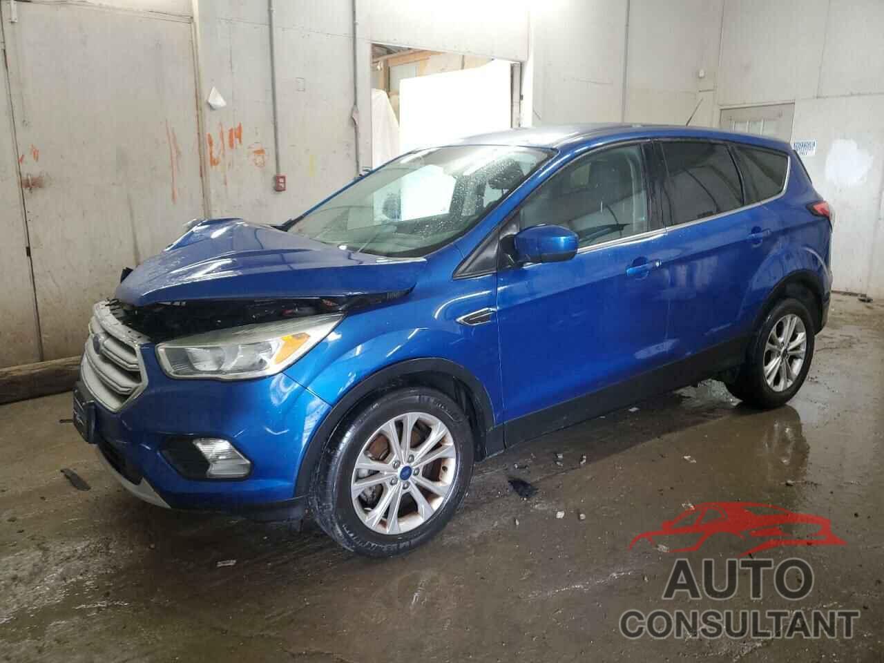 FORD ESCAPE 2017 - 1FMCU0GD8HUC71849