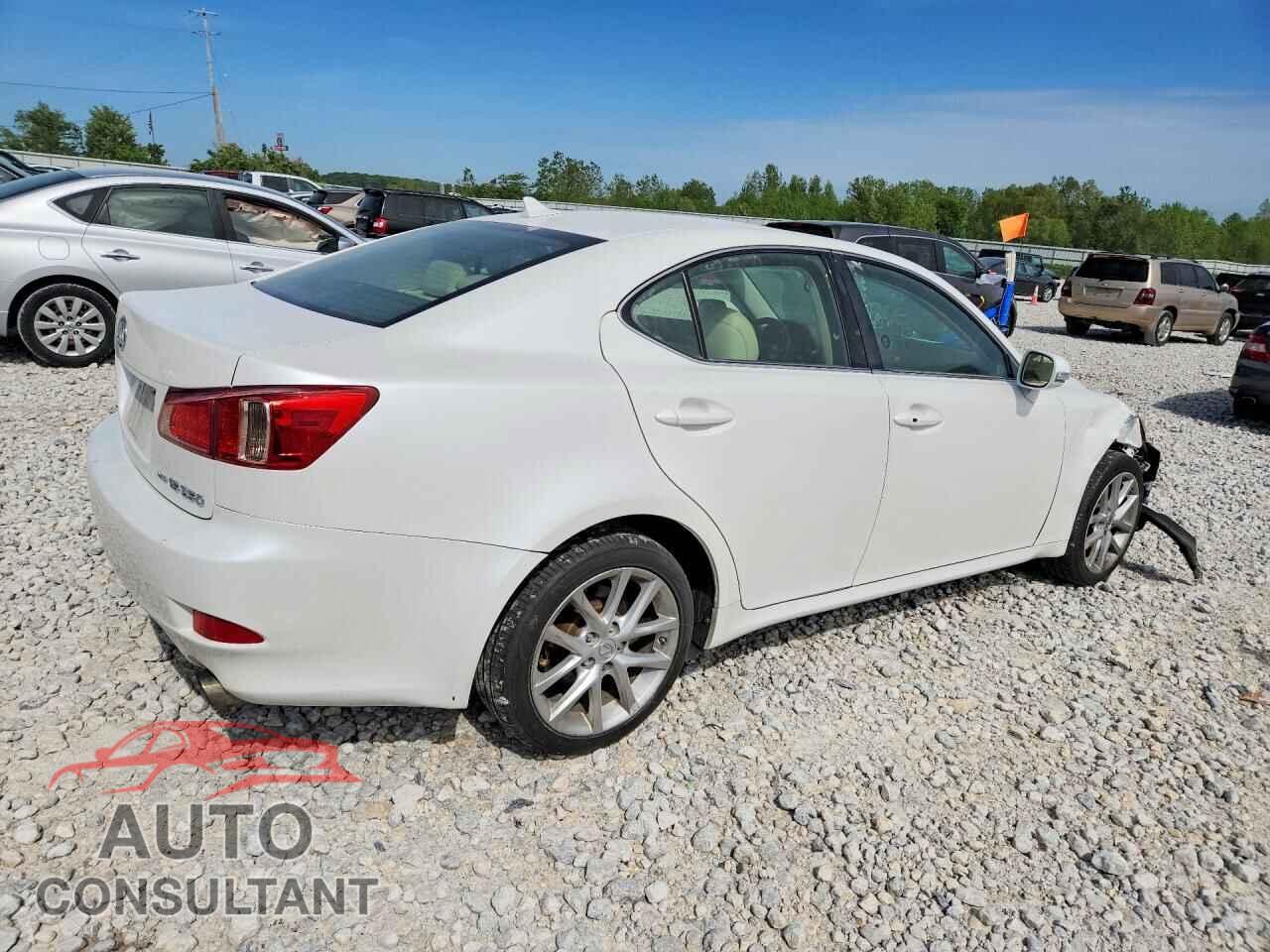 LEXUS IS 2011 - JTHCF5C23B2035126