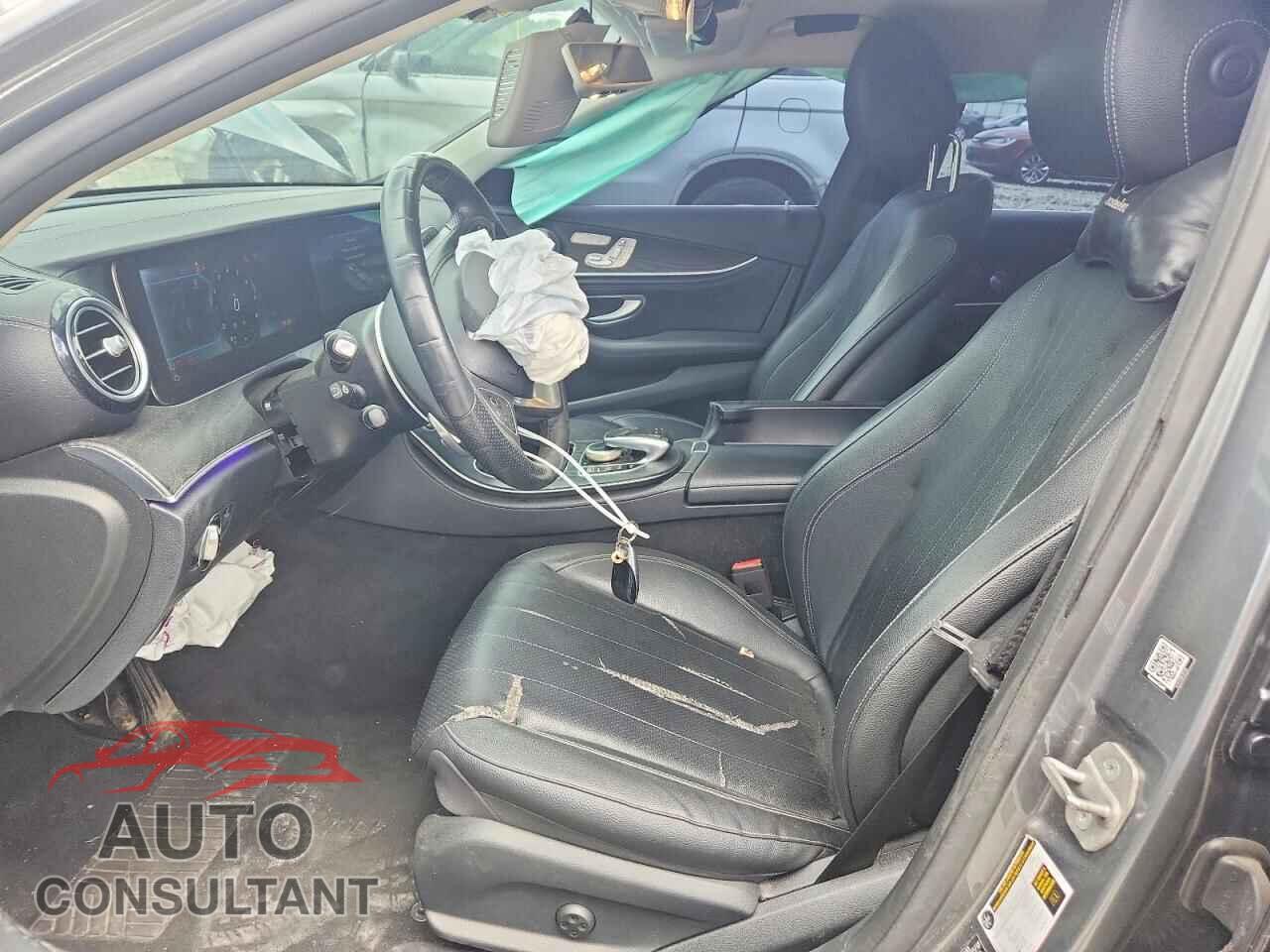 MERCEDES-BENZ E-CLASS 2018 - WDDZF4KB4JA310083