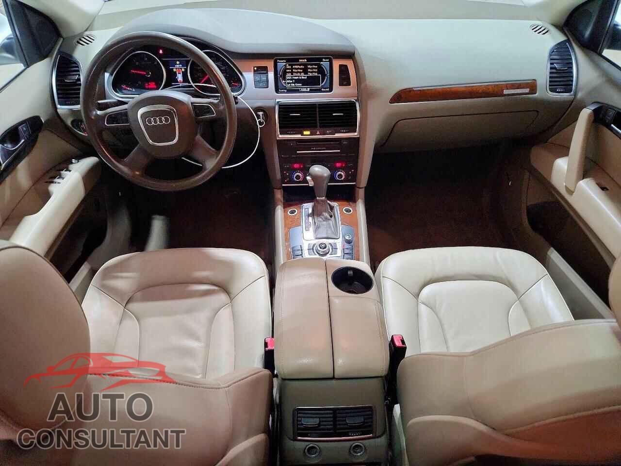 AUDI Q7 2011 - WA1LMAFE6BD005509