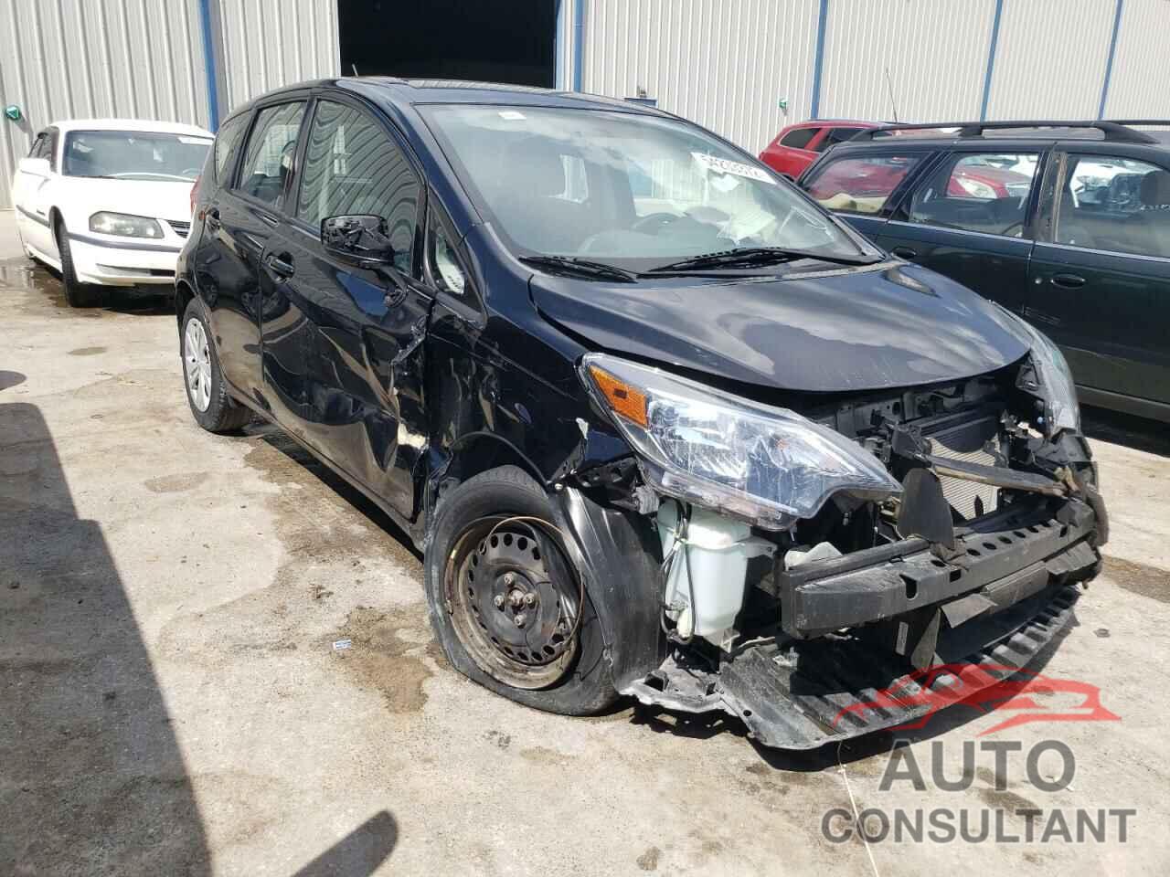 NISSAN VERSA 2018 - 3N1CE2CP5JL370600