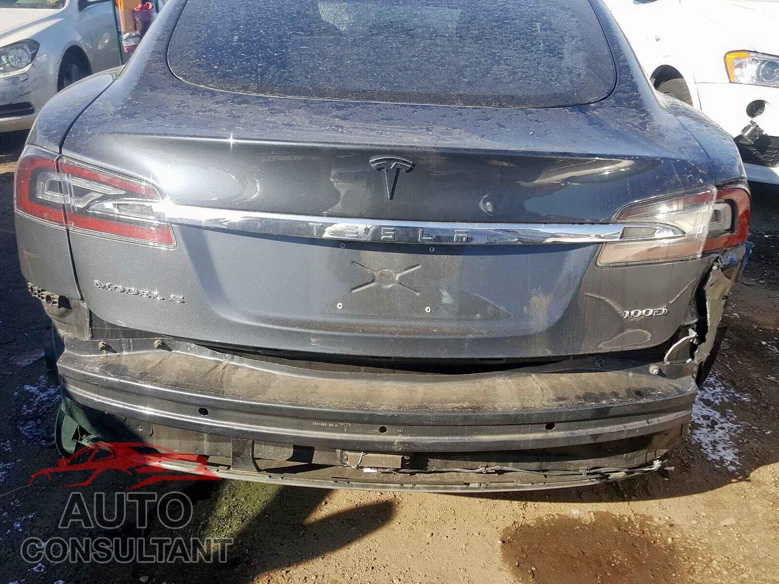 TESLA MODEL S 2017 - 5YJSA1E20HF198212
