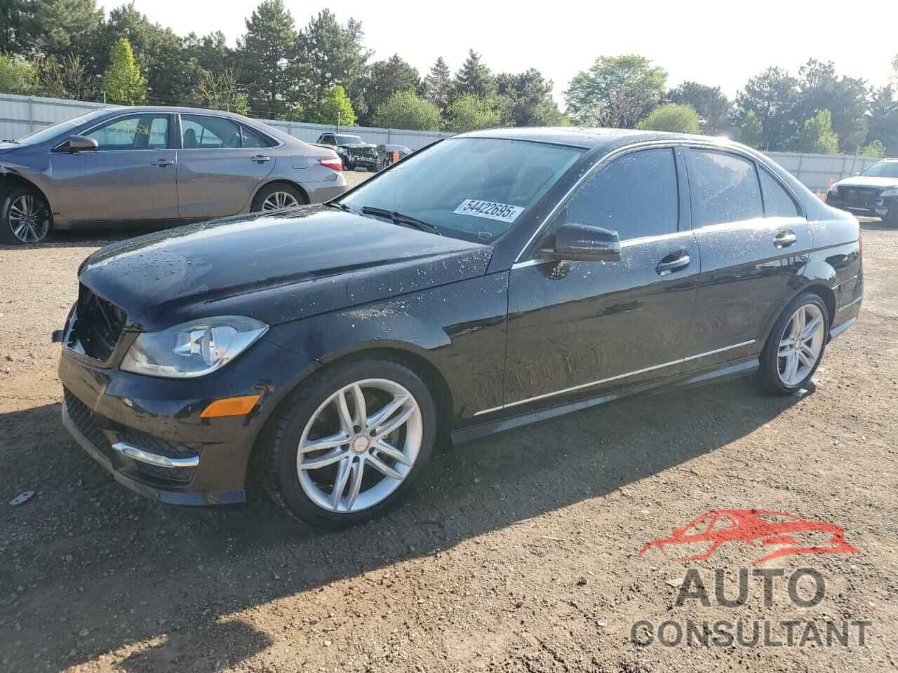 MERCEDES-BENZ C-CLASS 2013 - WDDGF8AB1DG073490