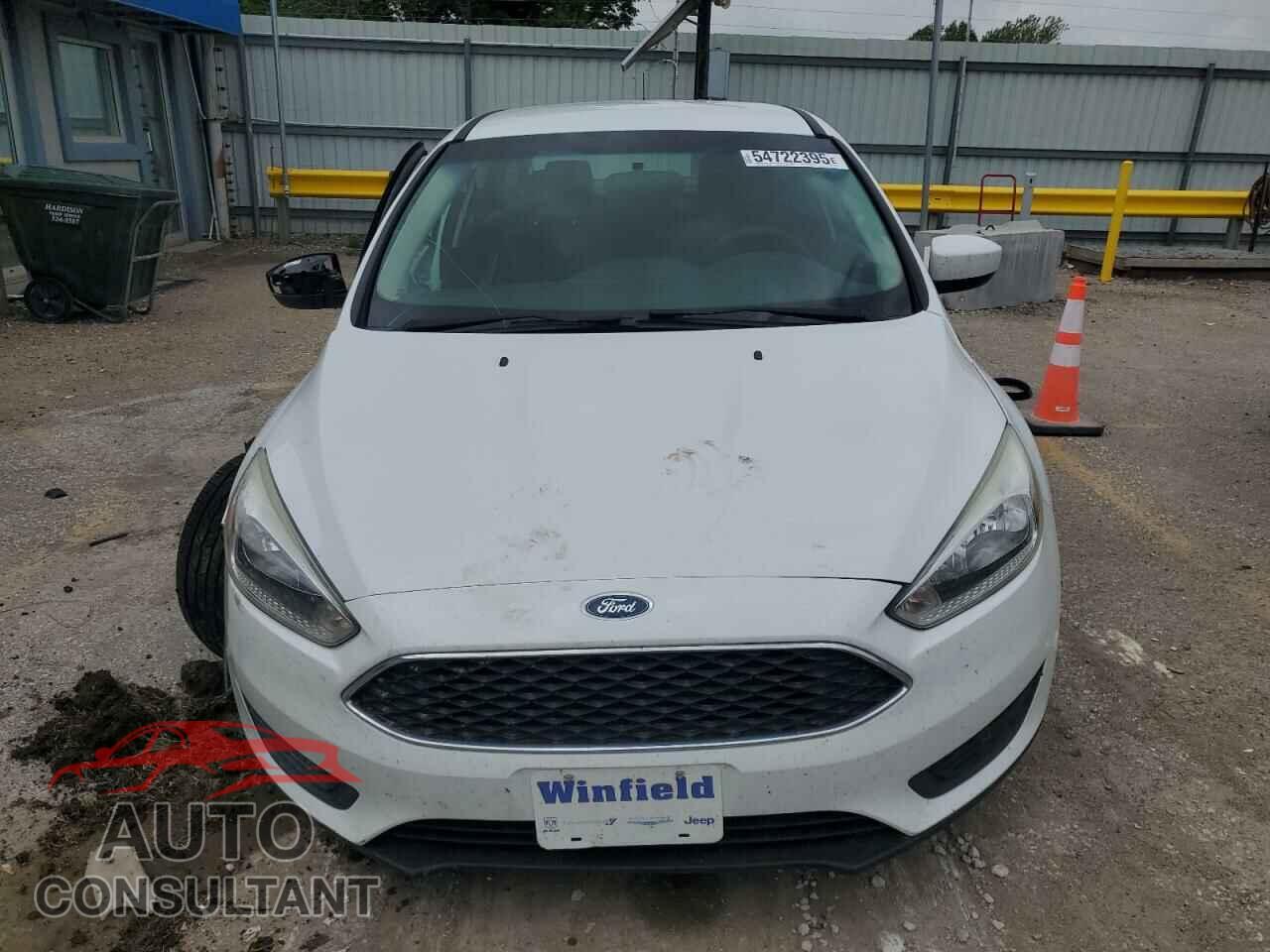 FORD FOCUS 2018 - 1FADP3F23JL201582