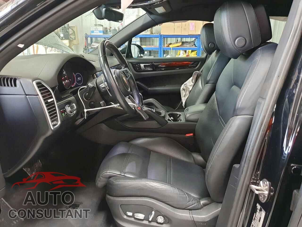 PORSCHE CAYENNE 2020 - WP1AA2AY6LDA05202