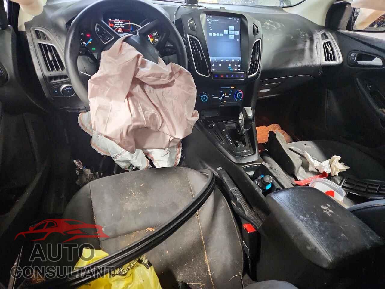 FORD FOCUS 2016 - 1FADP3F21GL402017