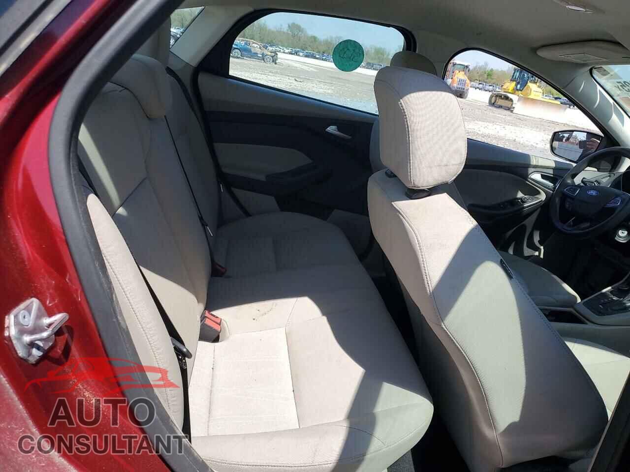 FORD FOCUS 2016 - 1FADP3FEXGL360232