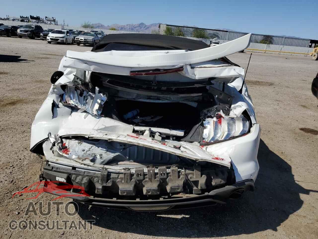 FORD MUSTANG 2018 - 1FATP8UH2J5155196