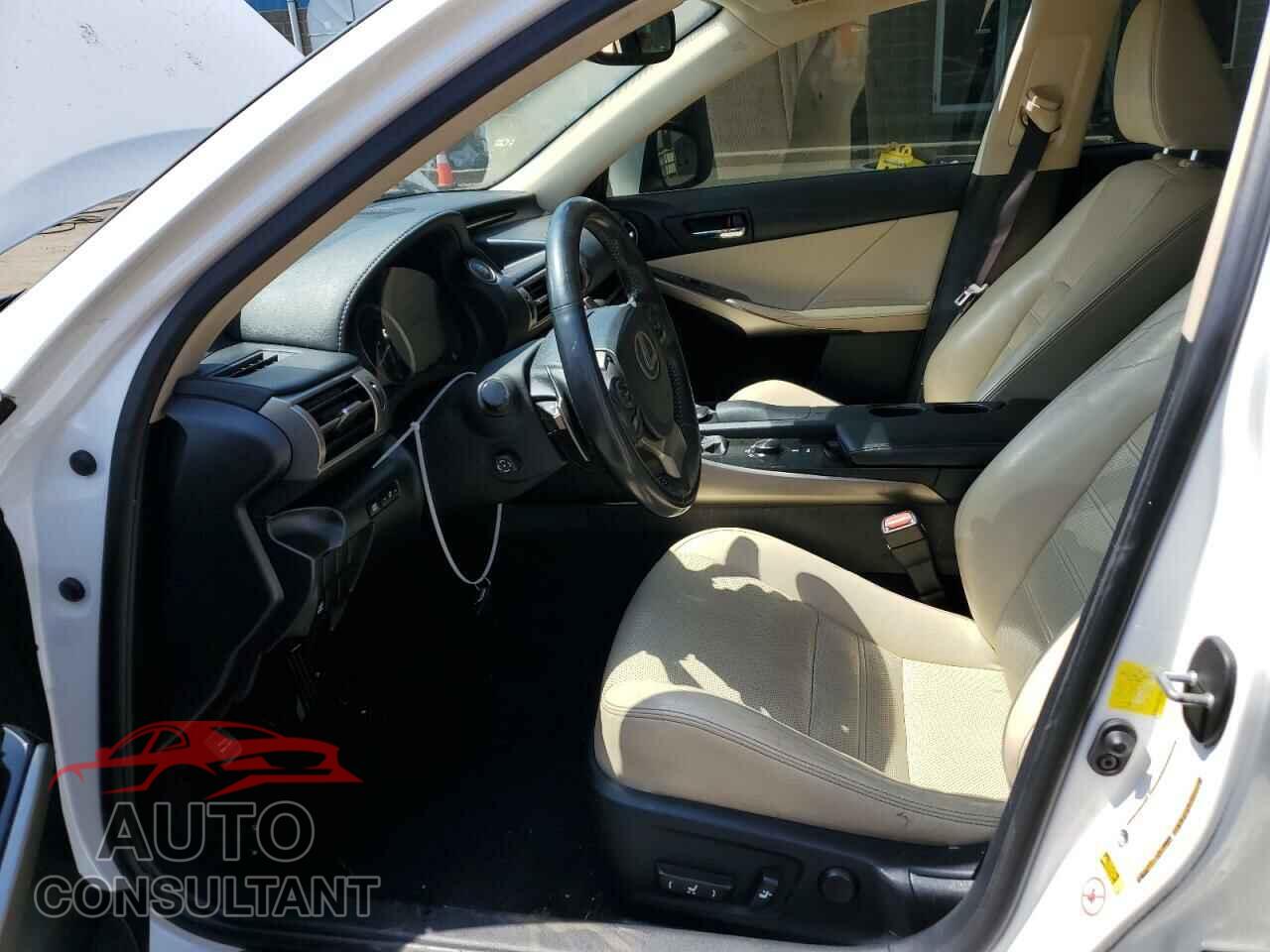 LEXUS IS 2014 - JTHCF1D21E5012941
