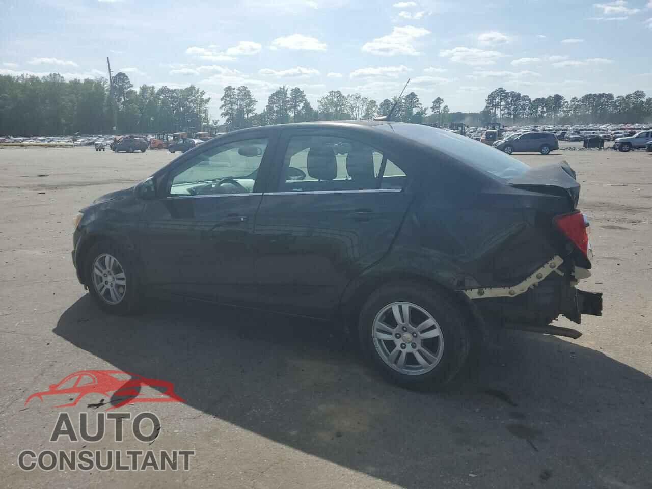 CHEVROLET SONIC 2012 - 1G1JC5SH7C4206983