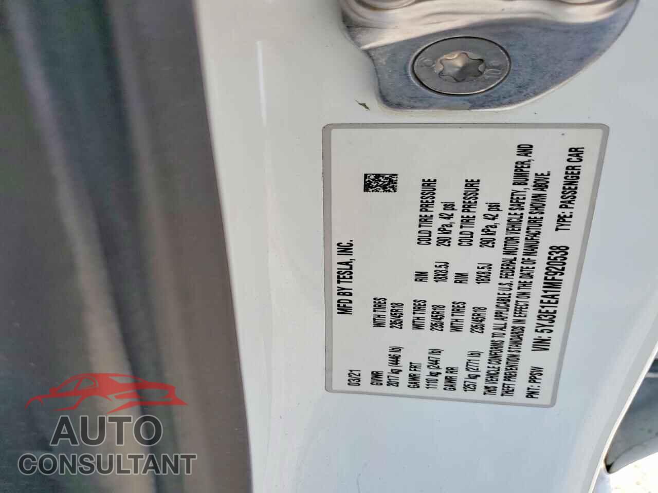 TESLA MODEL 3 2021 - 5YJ3E1EA1MF920538