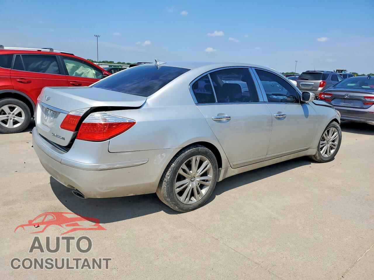 HYUNDAI GENESIS 2010 - KMHGC4DF4AU072921