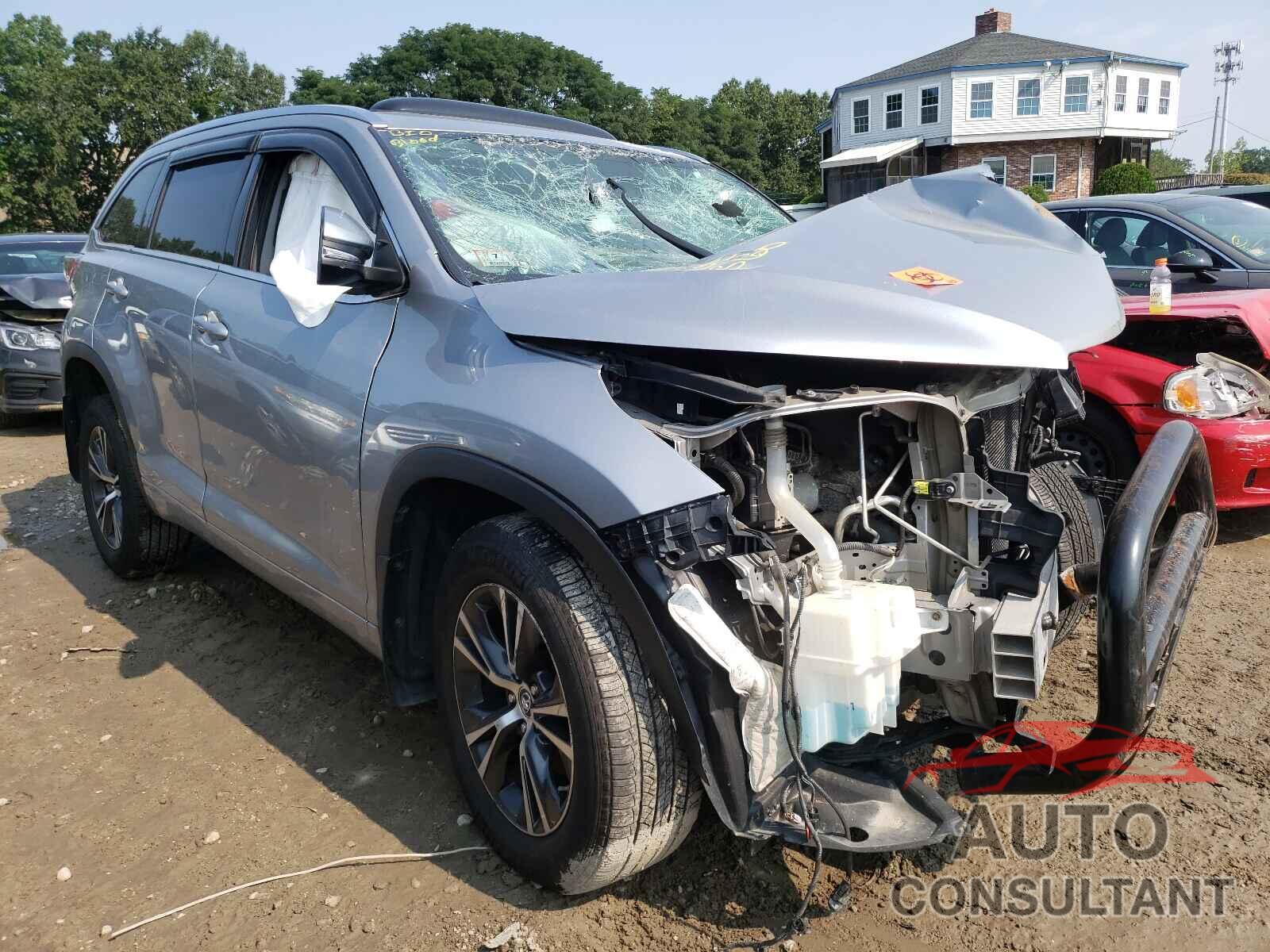 TOYOTA HIGHLANDER 2016 - 5TDJKRFH7GS268244