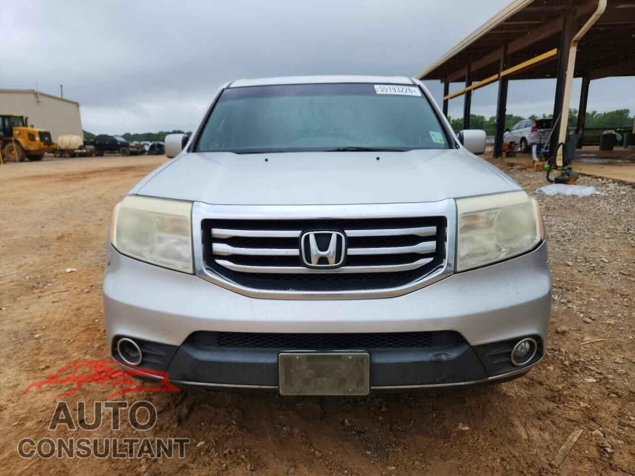 HONDA PILOT 2013 - 5FNYF3H45DB009343