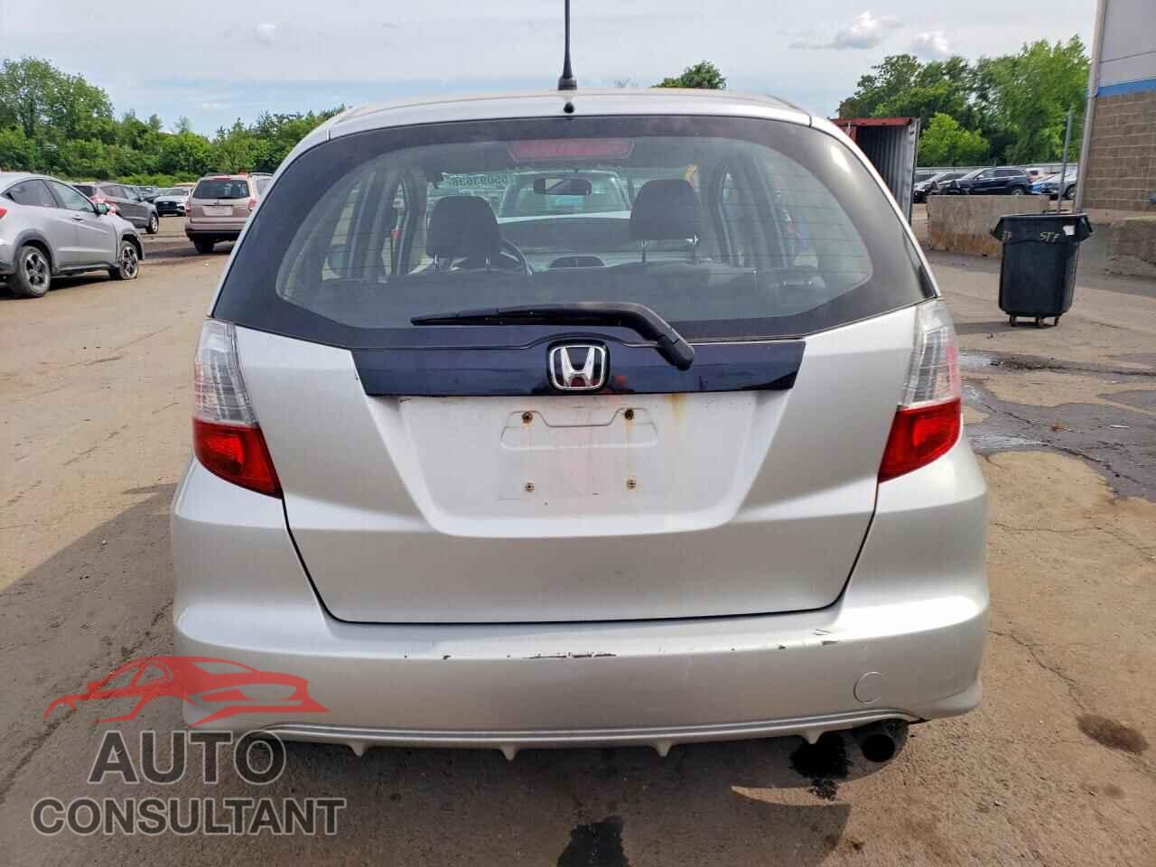 HONDA FIT 2012 - JHMGE8H31CC005299
