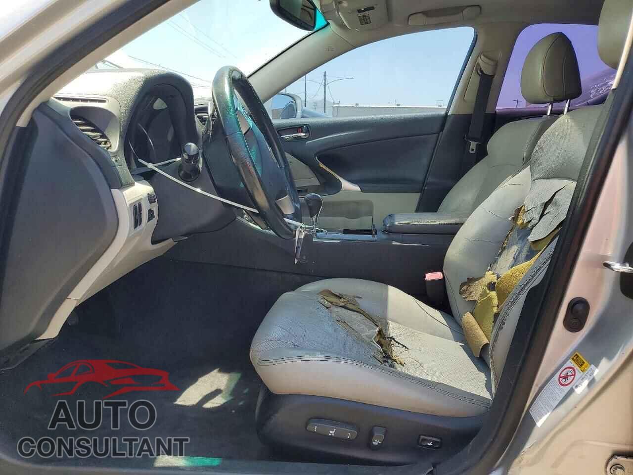 LEXUS IS 2012 - JTHBE5C29C5030978