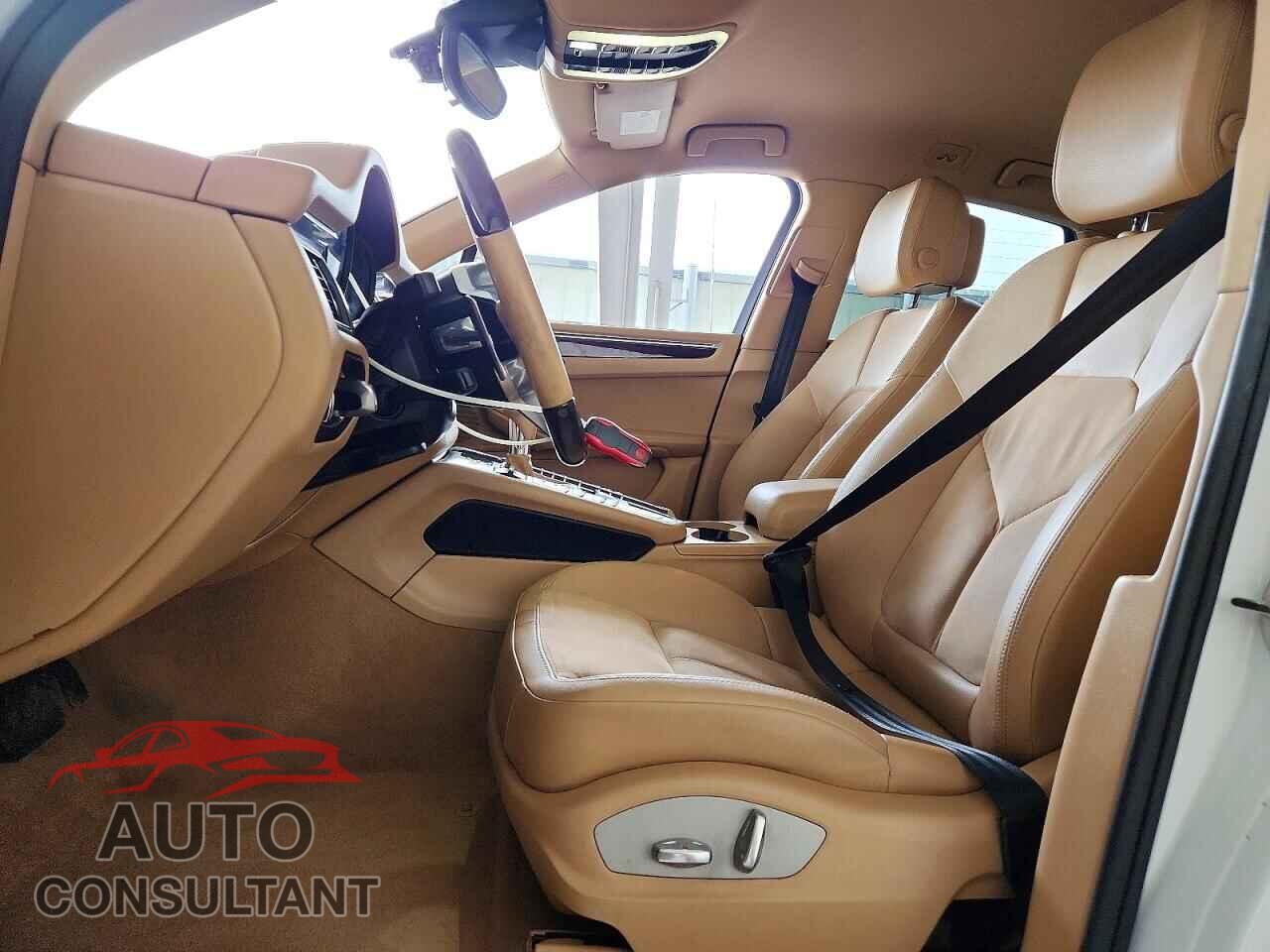 PORSCHE MACAN 2017 - WP1AA2A50HLB07467