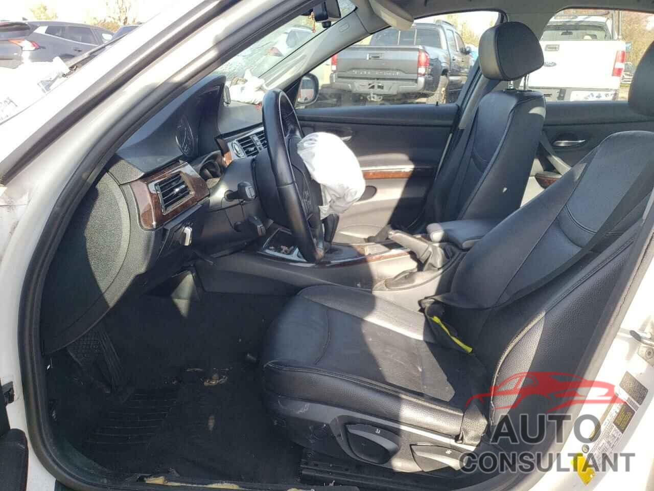 BMW 3 SERIES 2011 - WBAPH5G55BNM80836