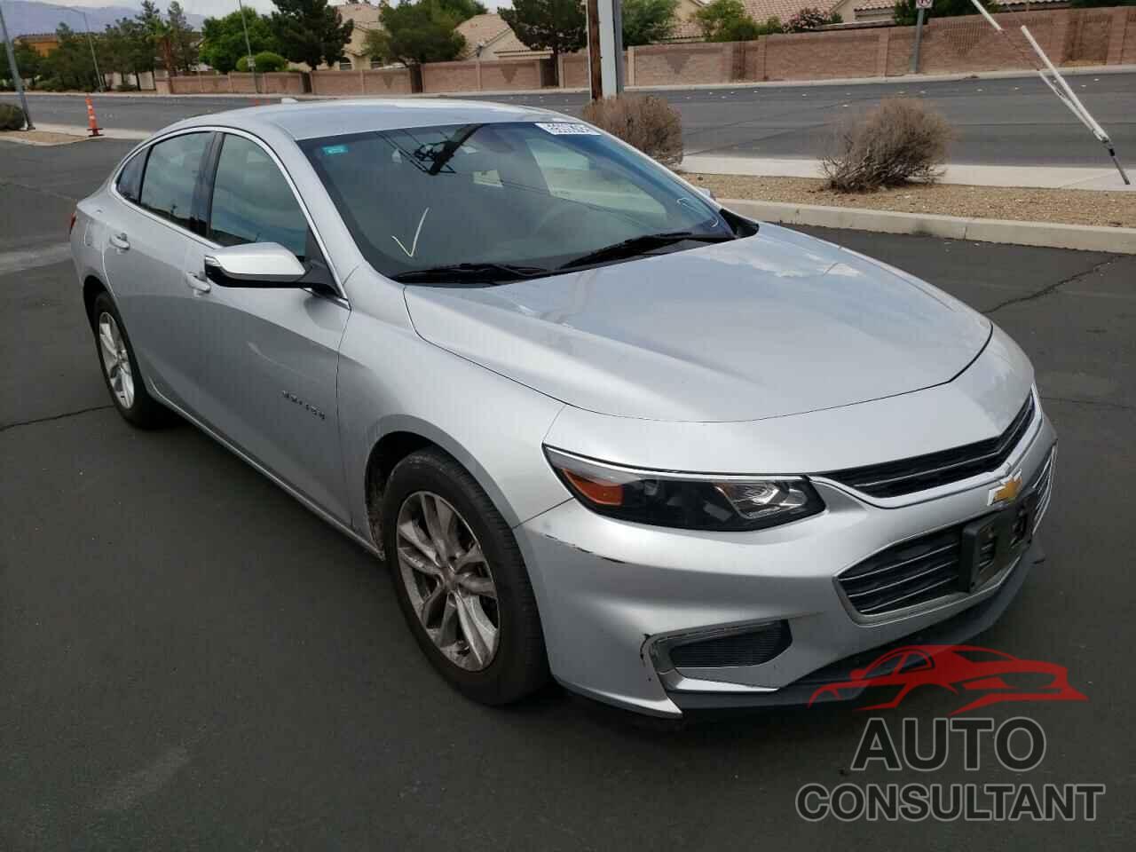 CHEVROLET MALIBU 2018 - 1G1ZD5ST8JF248665