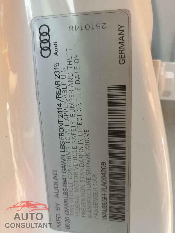 AUDI A3 2020 - WAUBEGFF7LA094209