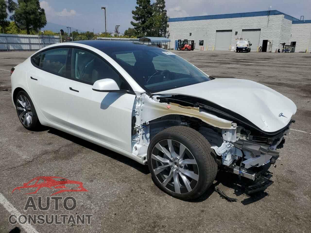 TESLA MODEL 3 2024 - 5YJ3E1EB2RF732711