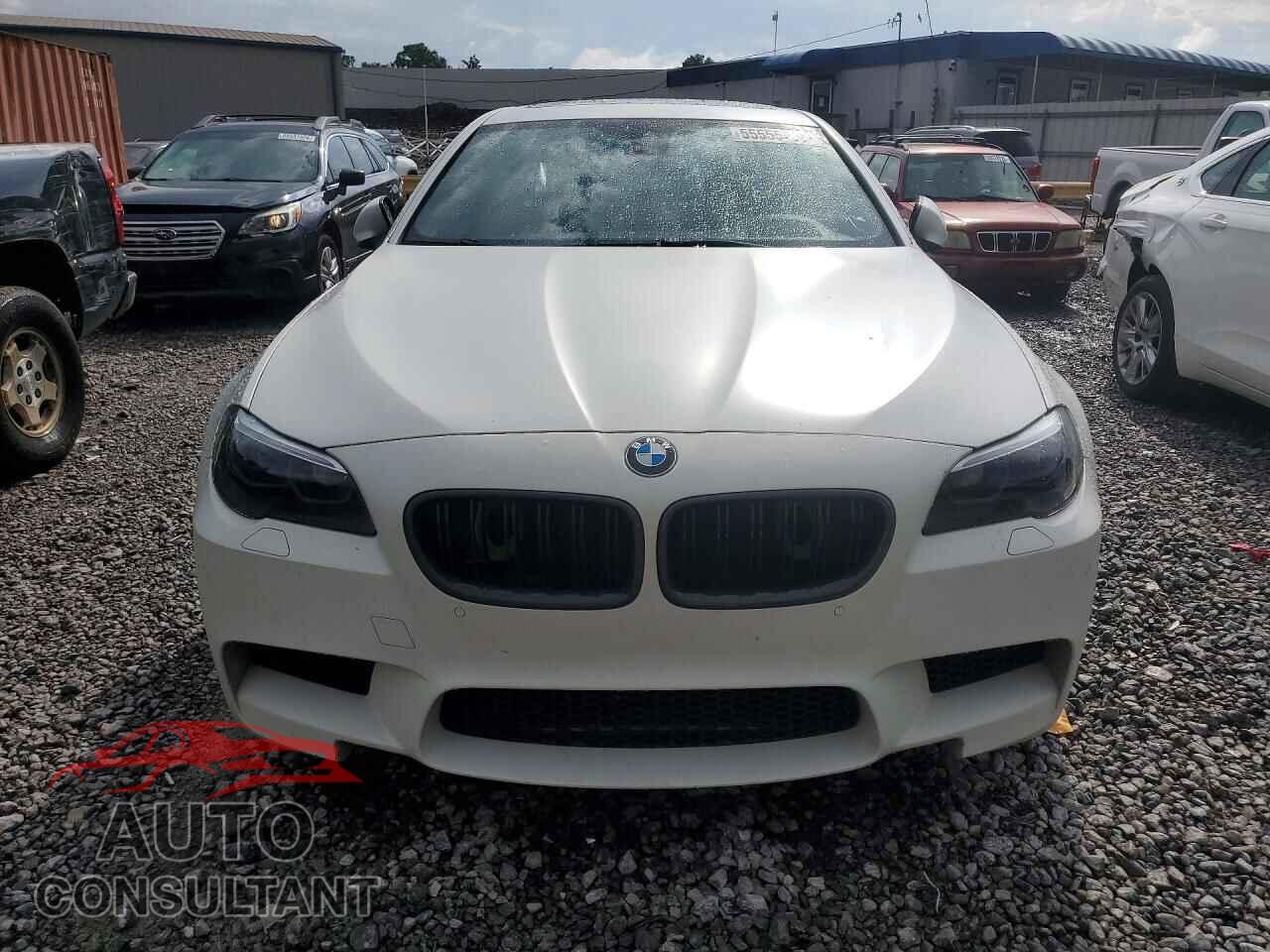 BMW M5 2013 - WBSFV9C52DC774089