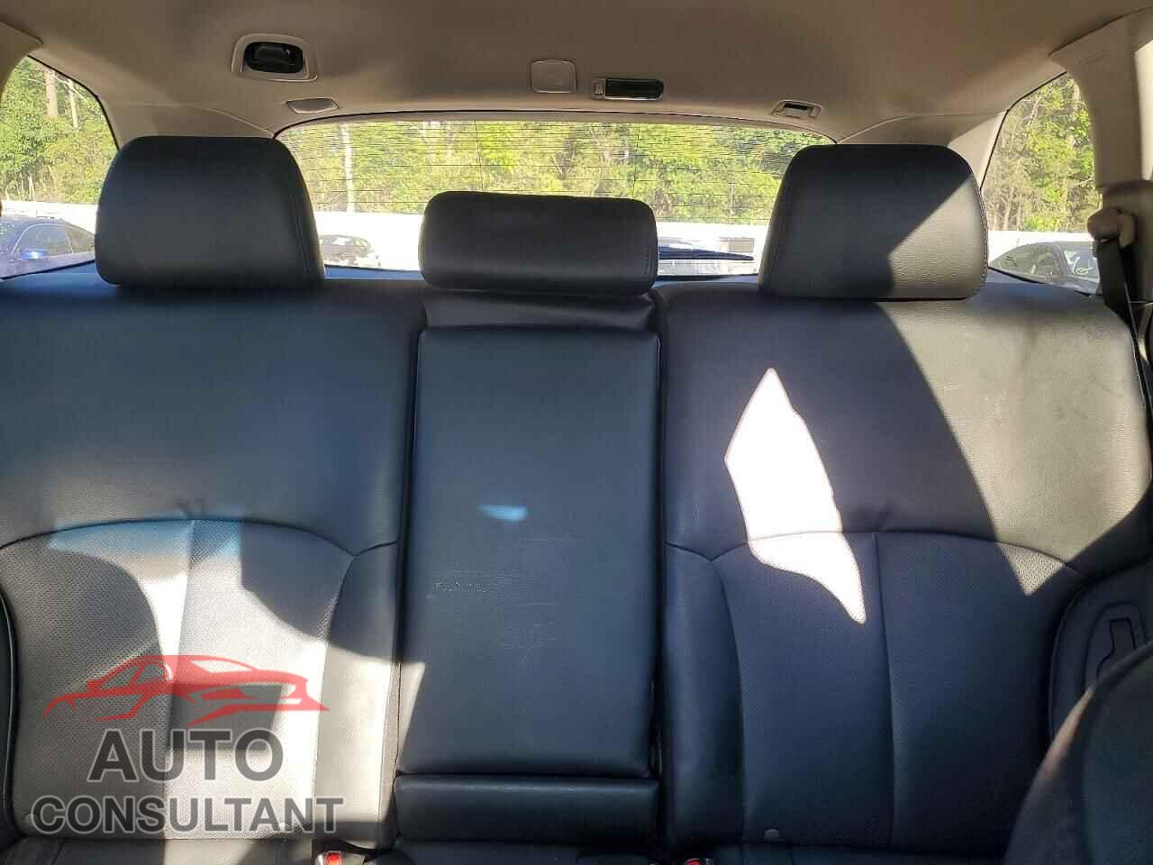 SUBARU OUTBACK 2013 - 4S4BRBKC7D3283532
