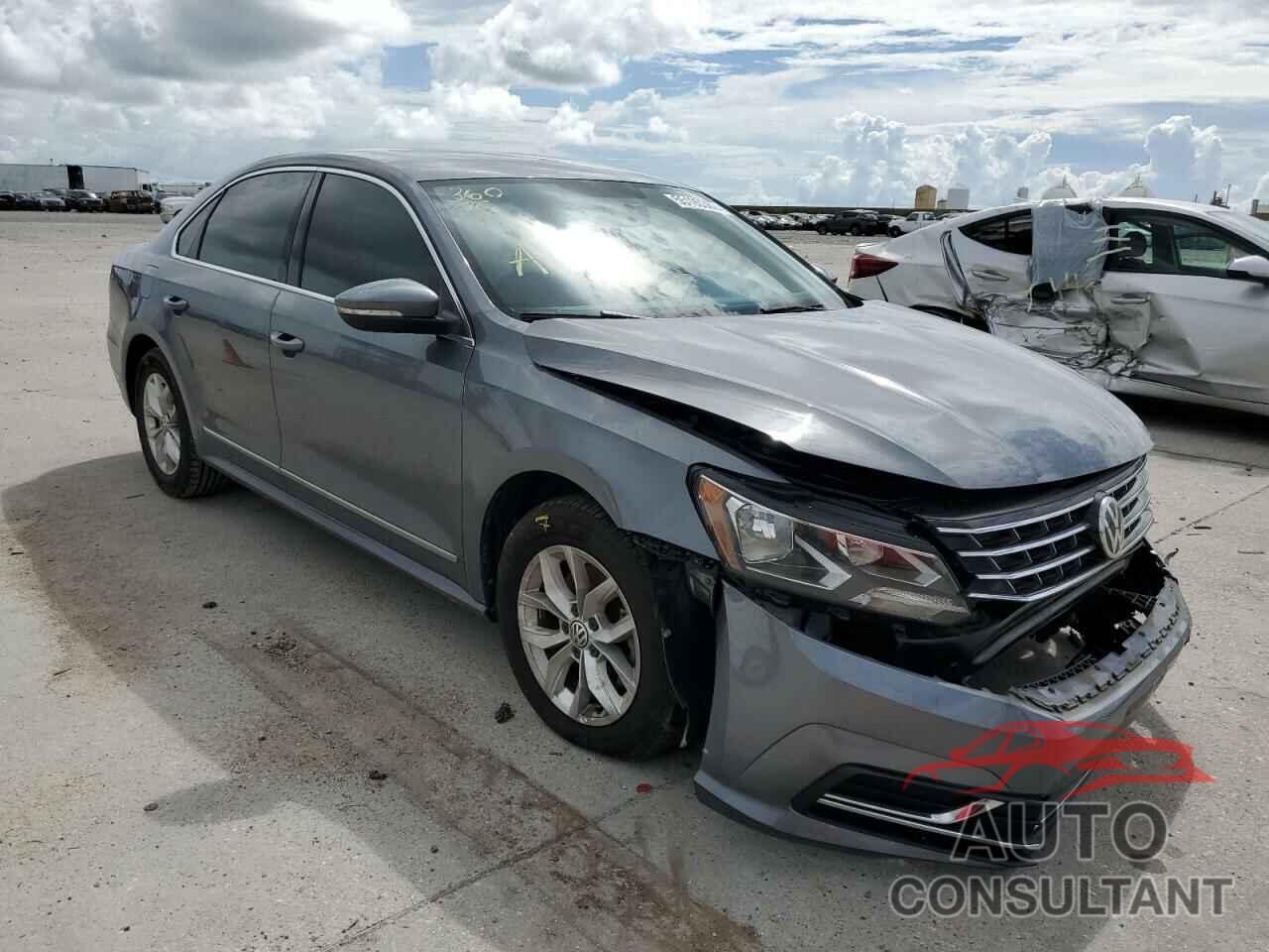 VOLKSWAGEN PASSAT 2017 - 1VWAT7A35HC010883