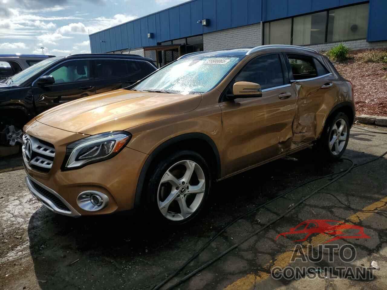 MERCEDES-BENZ GLA-CLASS 2018 - WDCTG4GB4JJ404416