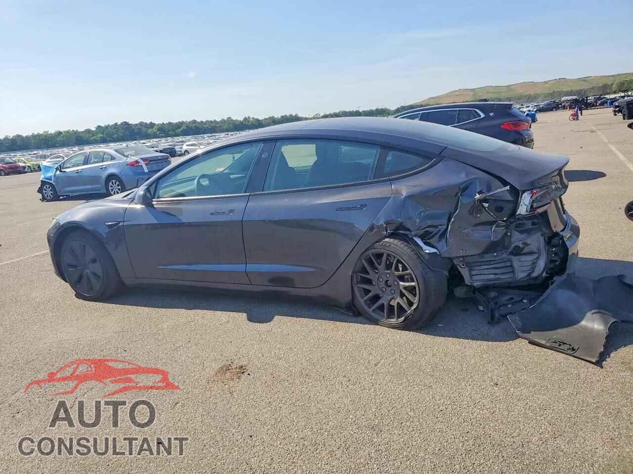 TESLA MODEL 3 2025 - 5YJ3E1EA6SF022319