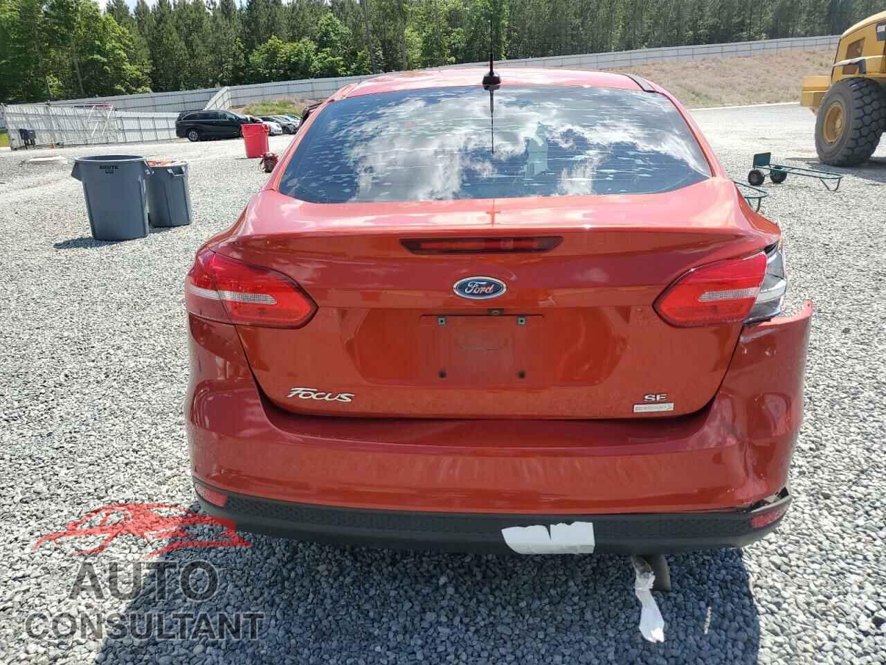 FORD FOCUS 2018 - 1FADP3FEXJL269131
