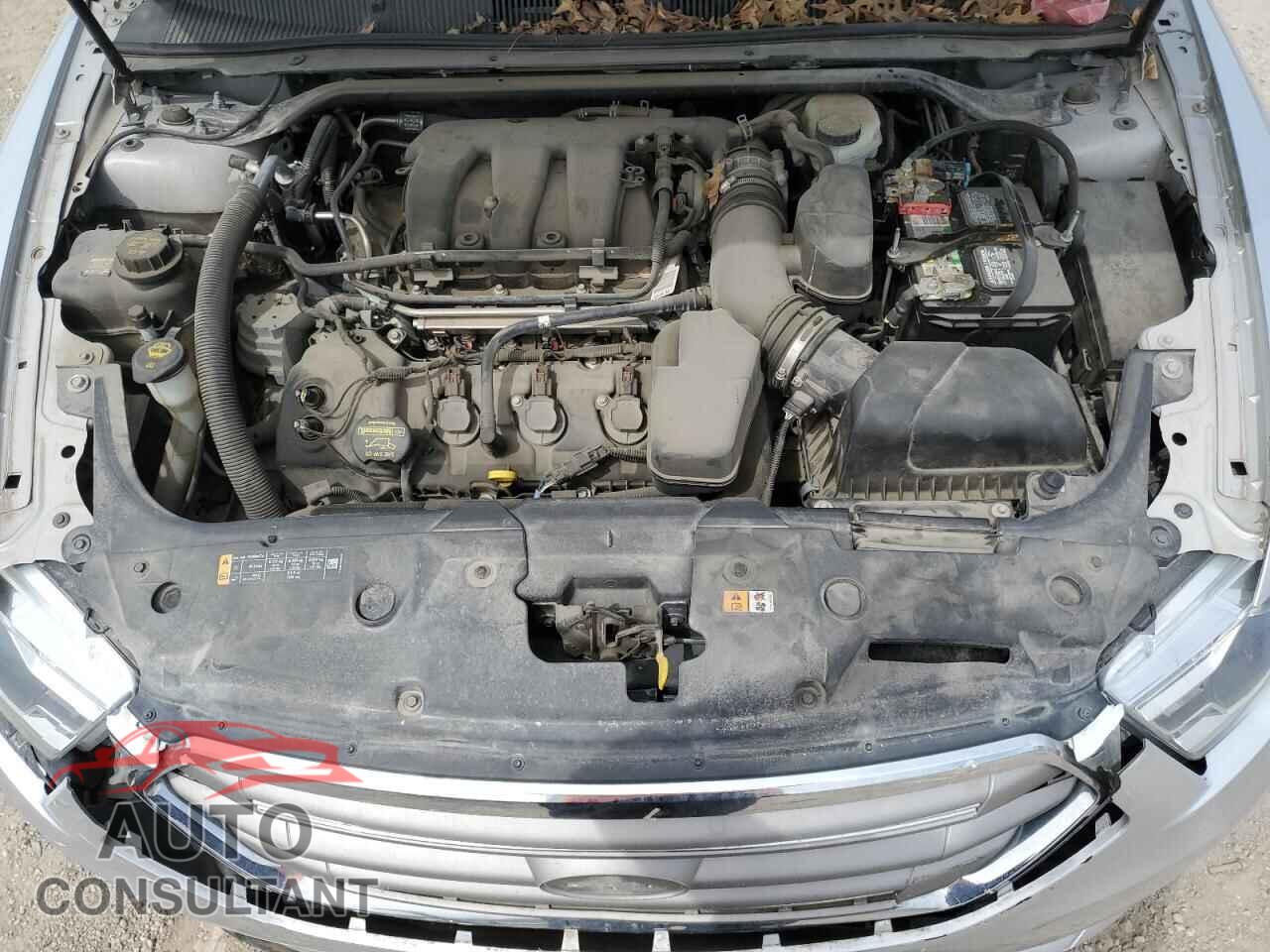 FORD TAURUS 2013 - 1FAHP2E84DG210015