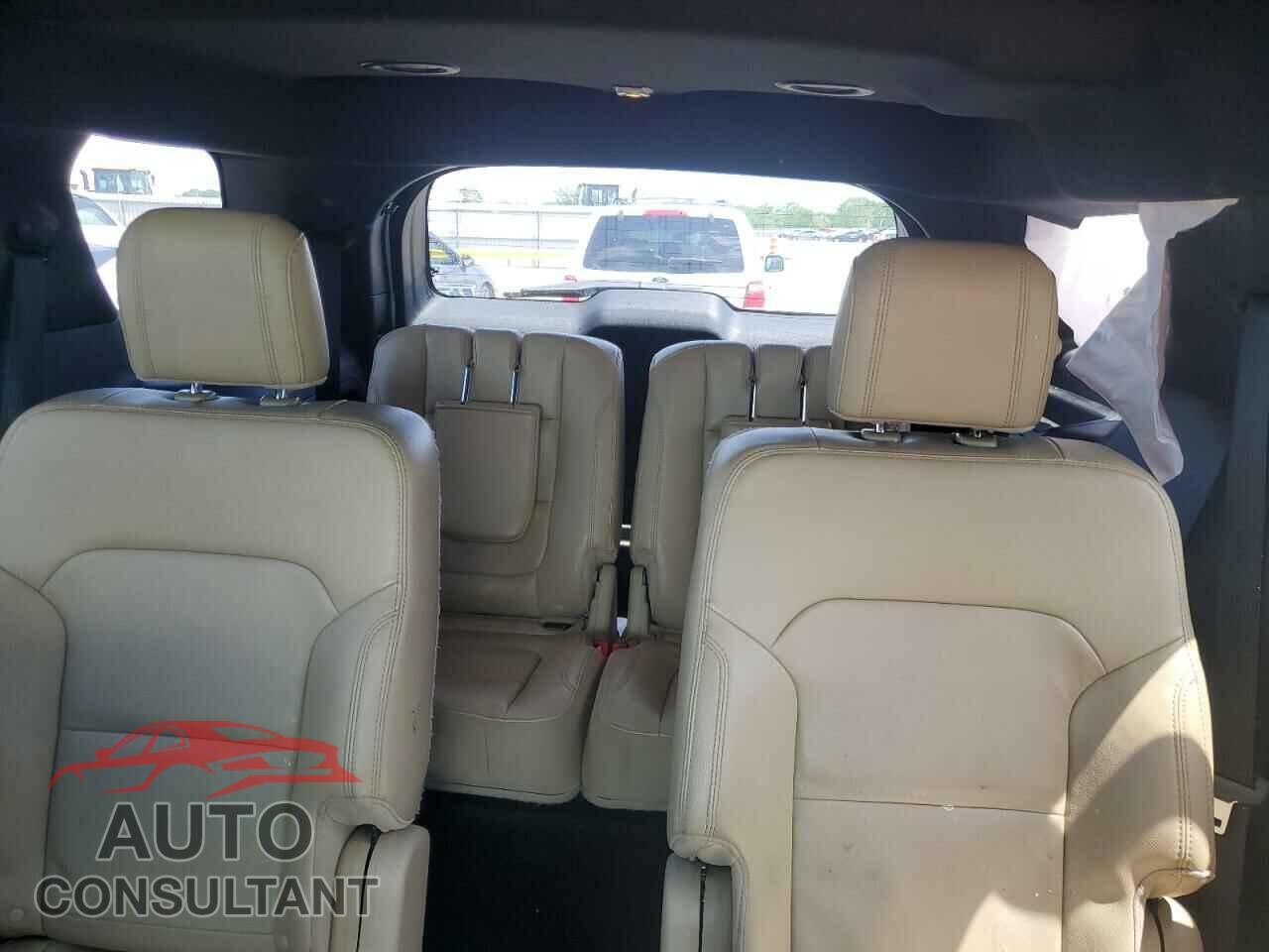 FORD EXPLORER 2017 - 1FM5K7D80HGB30898