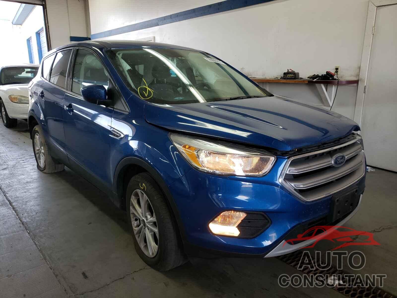 FORD ESCAPE 2017 - 1FMCU9GD1HUE97994