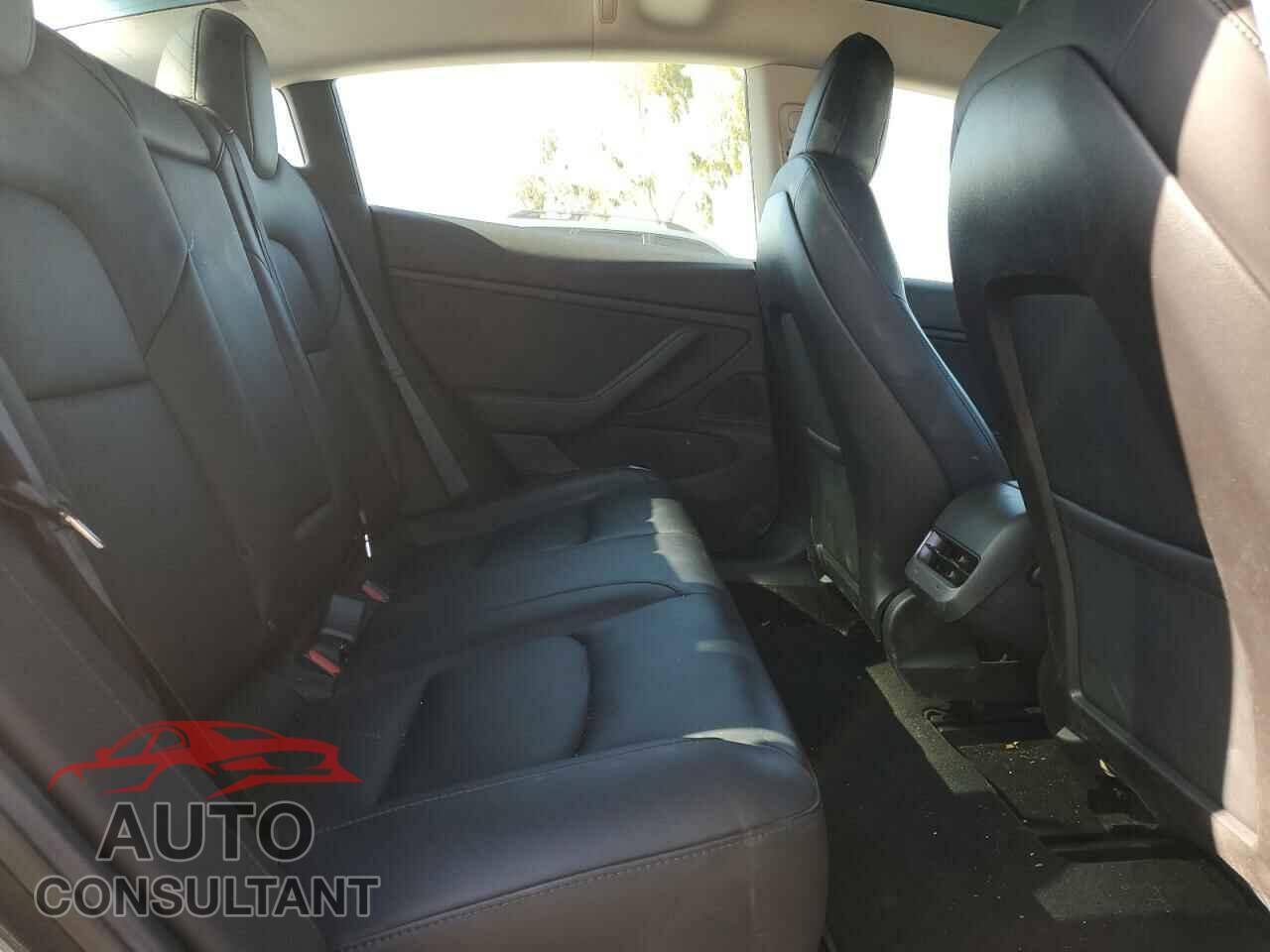 TESLA MODEL 3 2019 - 5YJ3E1EA6KF435728