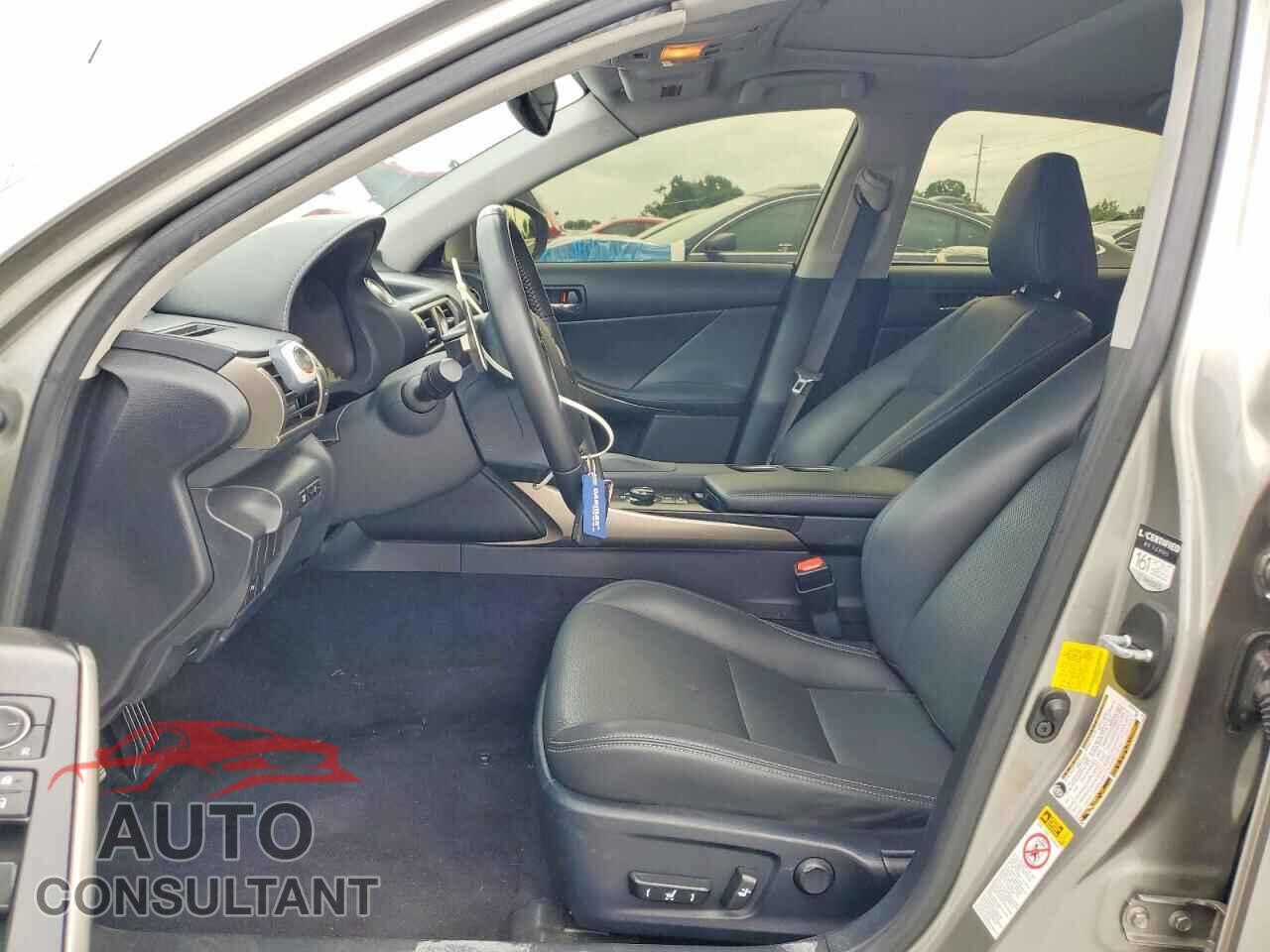 LEXUS IS 2014 - JTHBF1D26E5031917
