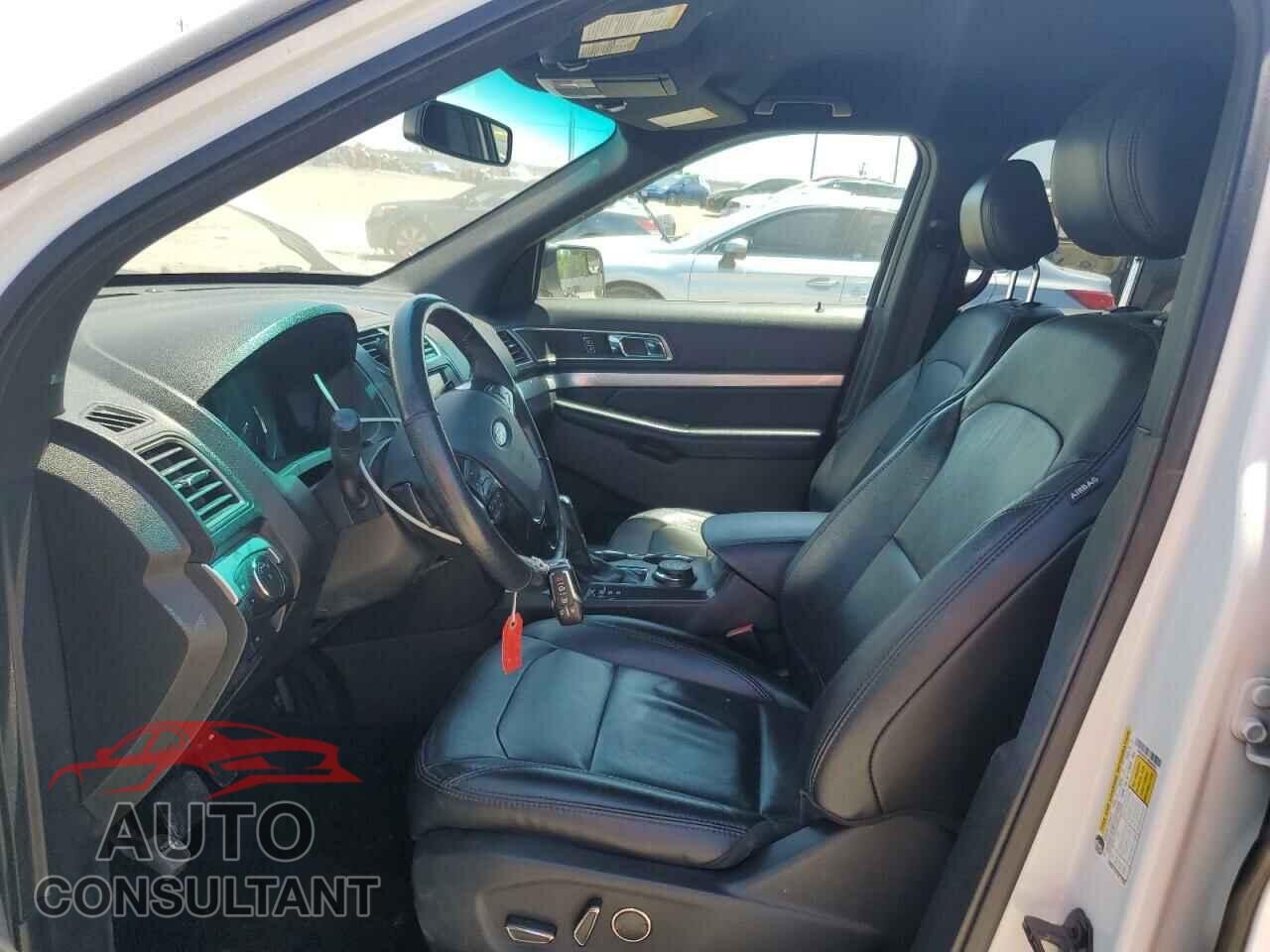 FORD EXPLORER 2017 - 1FM5K8D87HGA92821