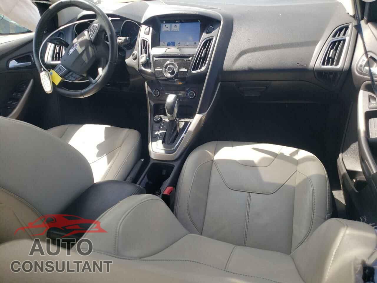 FORD FOCUS 2017 - 1FADP3J2XHL268407