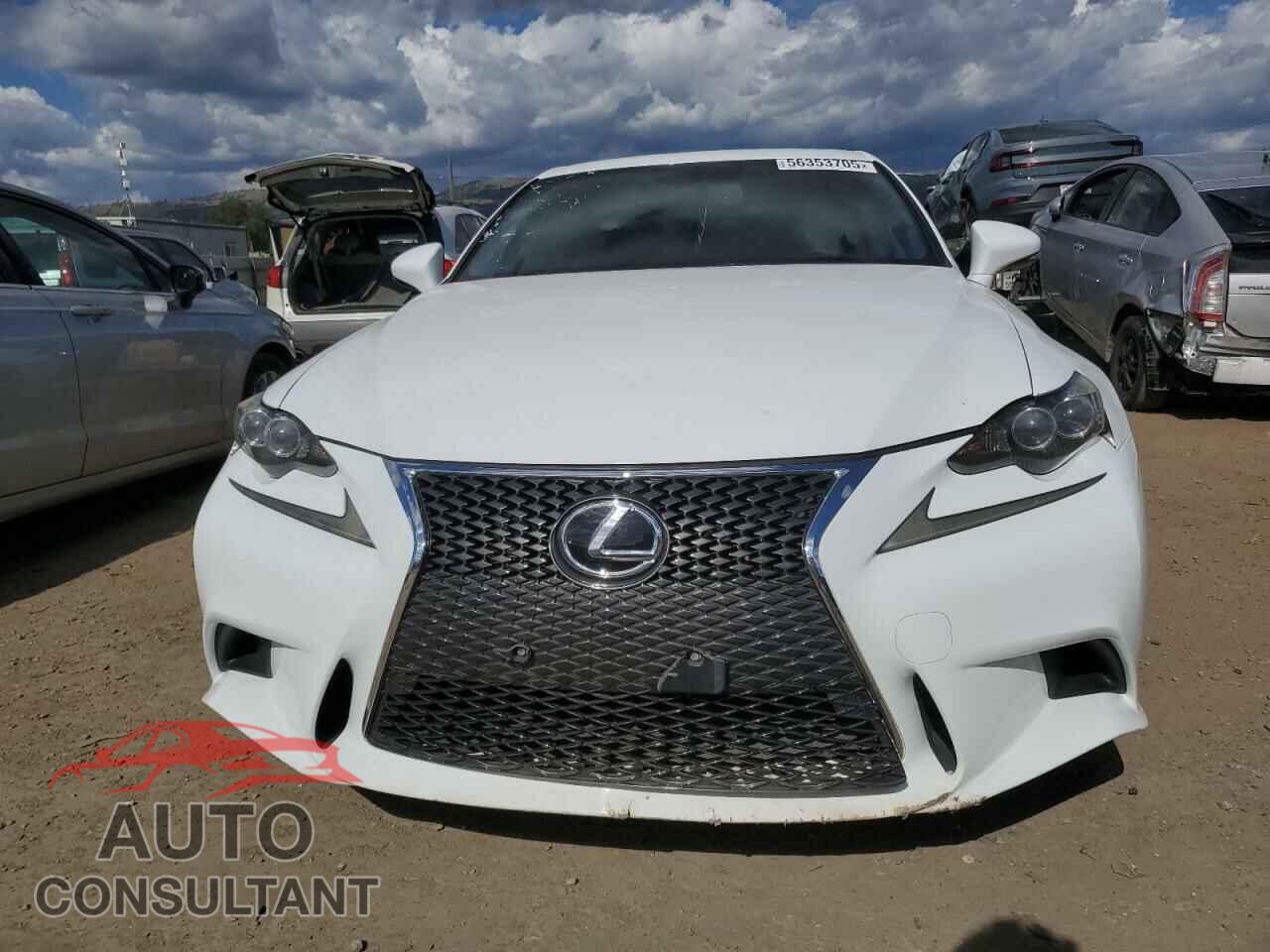 LEXUS IS 2015 - JTHBE1D21F5015404